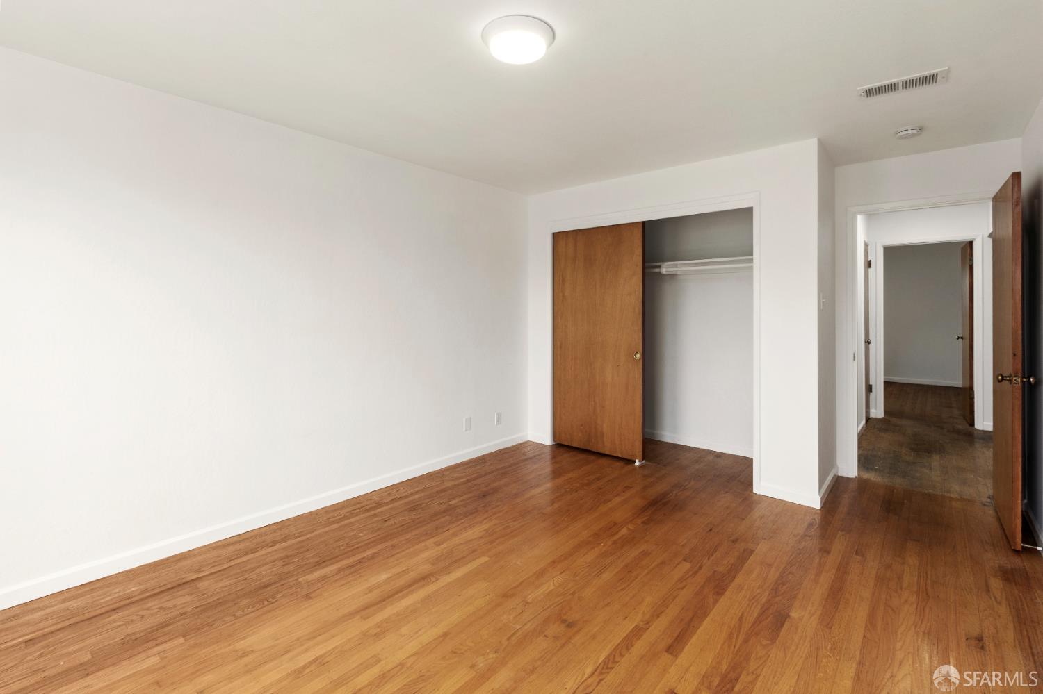 Detail Gallery Image 9 of 14 For 1355 47th Ave, San Francisco,  CA 94122 - – Beds | – Baths