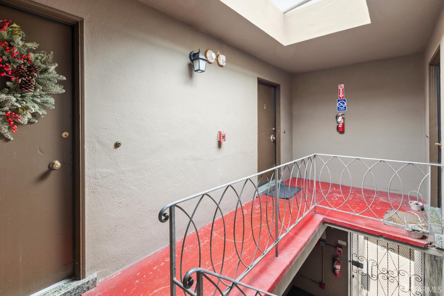 Detail Gallery Image 4 of 13 For 100 30th St, San Francisco,  CA 94110 - – Beds | – Baths