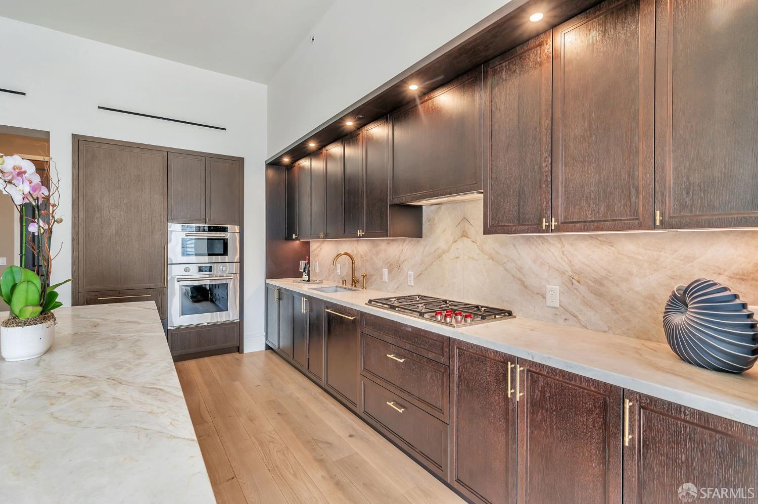 Photo #16: 426109816 Listing: Photo #16