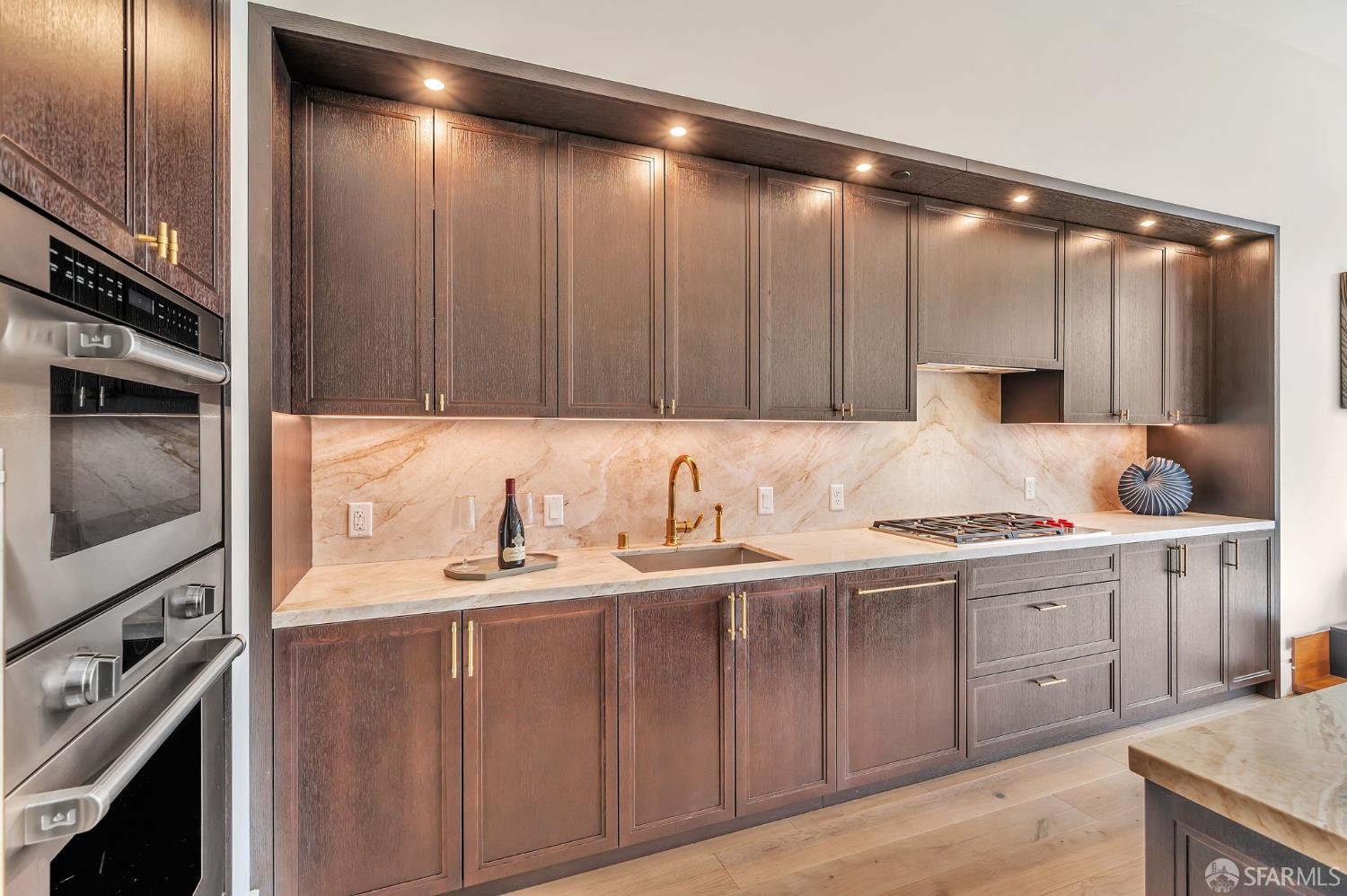 Photo #12: 426109816 Listing: Photo #12