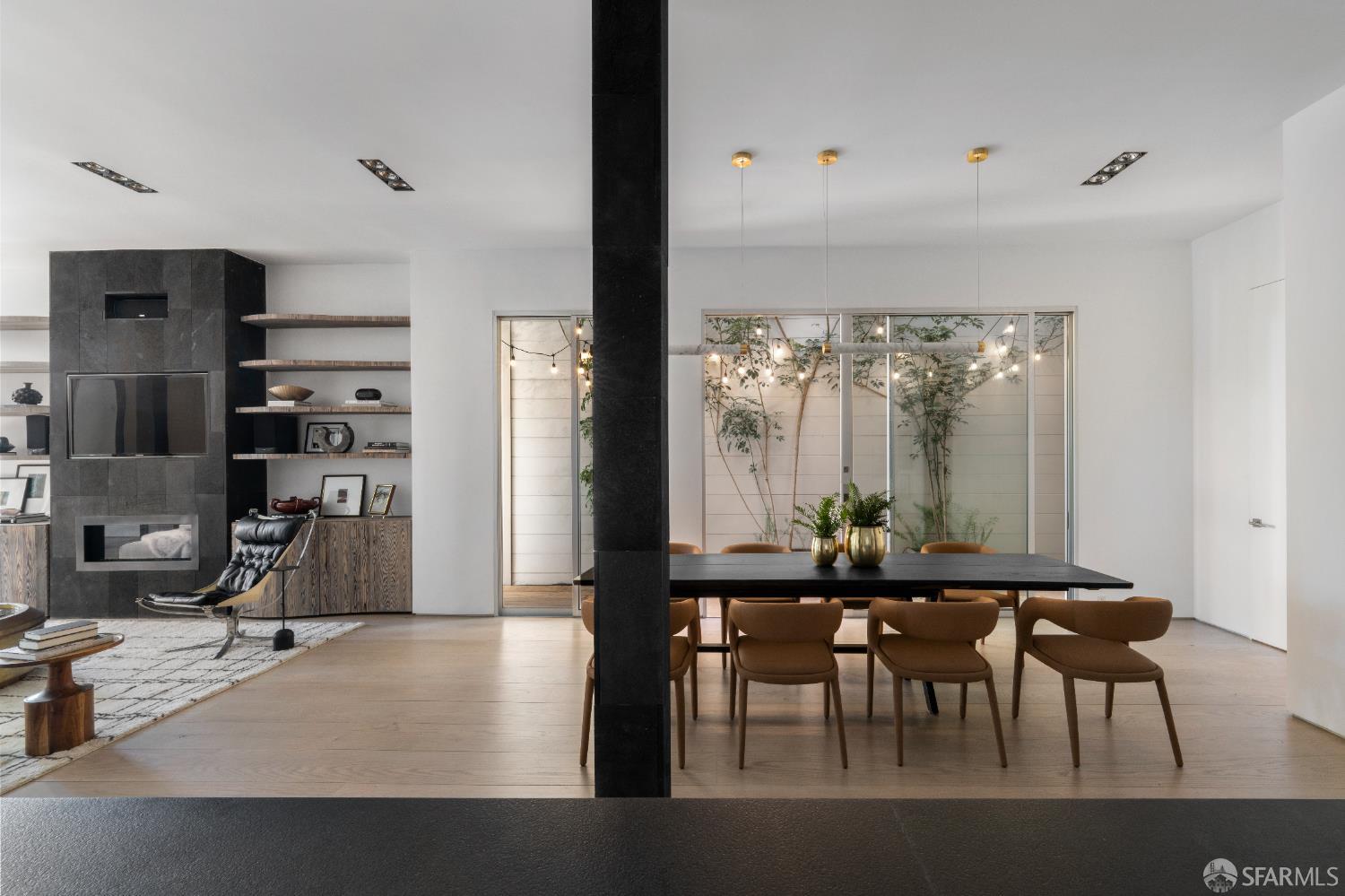 Detail Gallery Image 3 of 16 For 3043 Clay St #1,  San Francisco,  CA 94115 - 3 Beds | 3 Baths