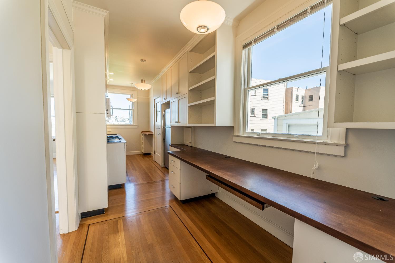 Detail Gallery Image 4 of 10 For 3032 Pierce St, San Francisco,  CA 94123 - 1 Beds | 1 Baths