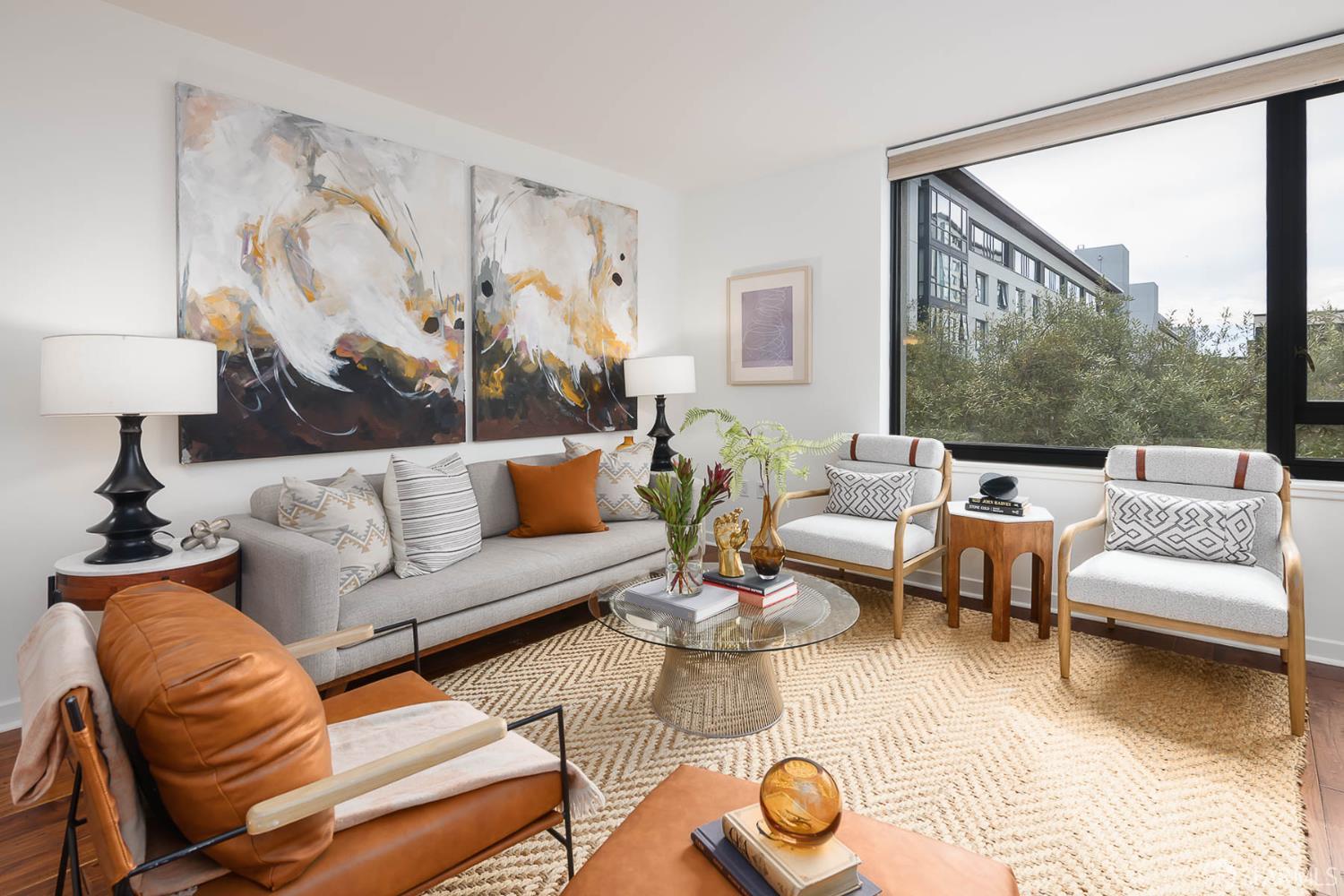 250 King Street # 544