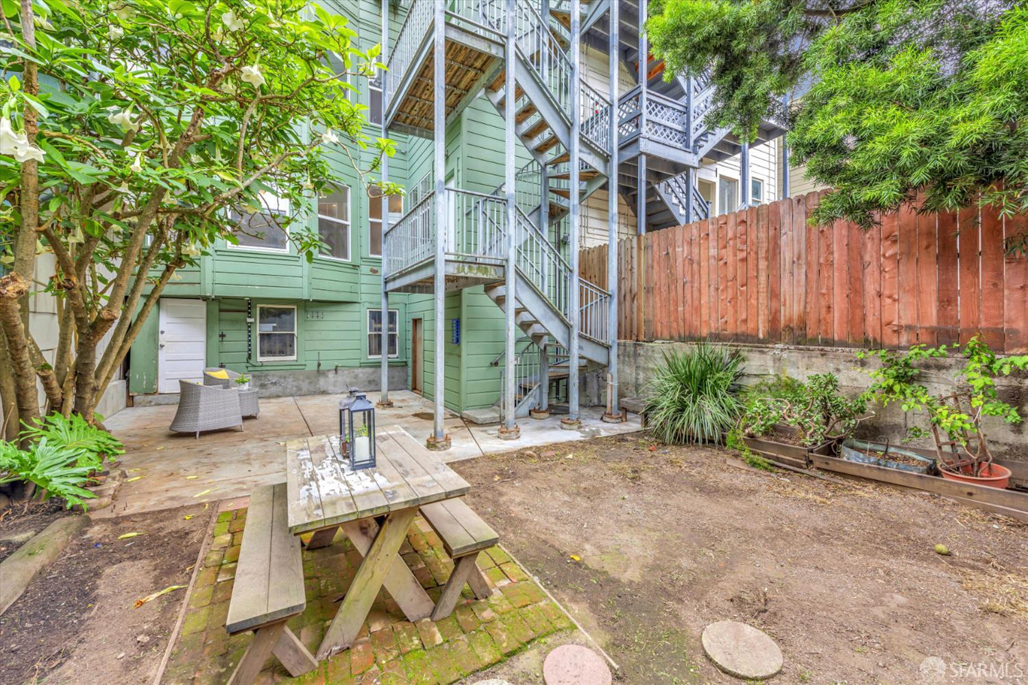 Detail Gallery Image 27 of 34 For 2710 Sutter St, San Francisco,  CA 94115 - 2 Beds | 1 Baths