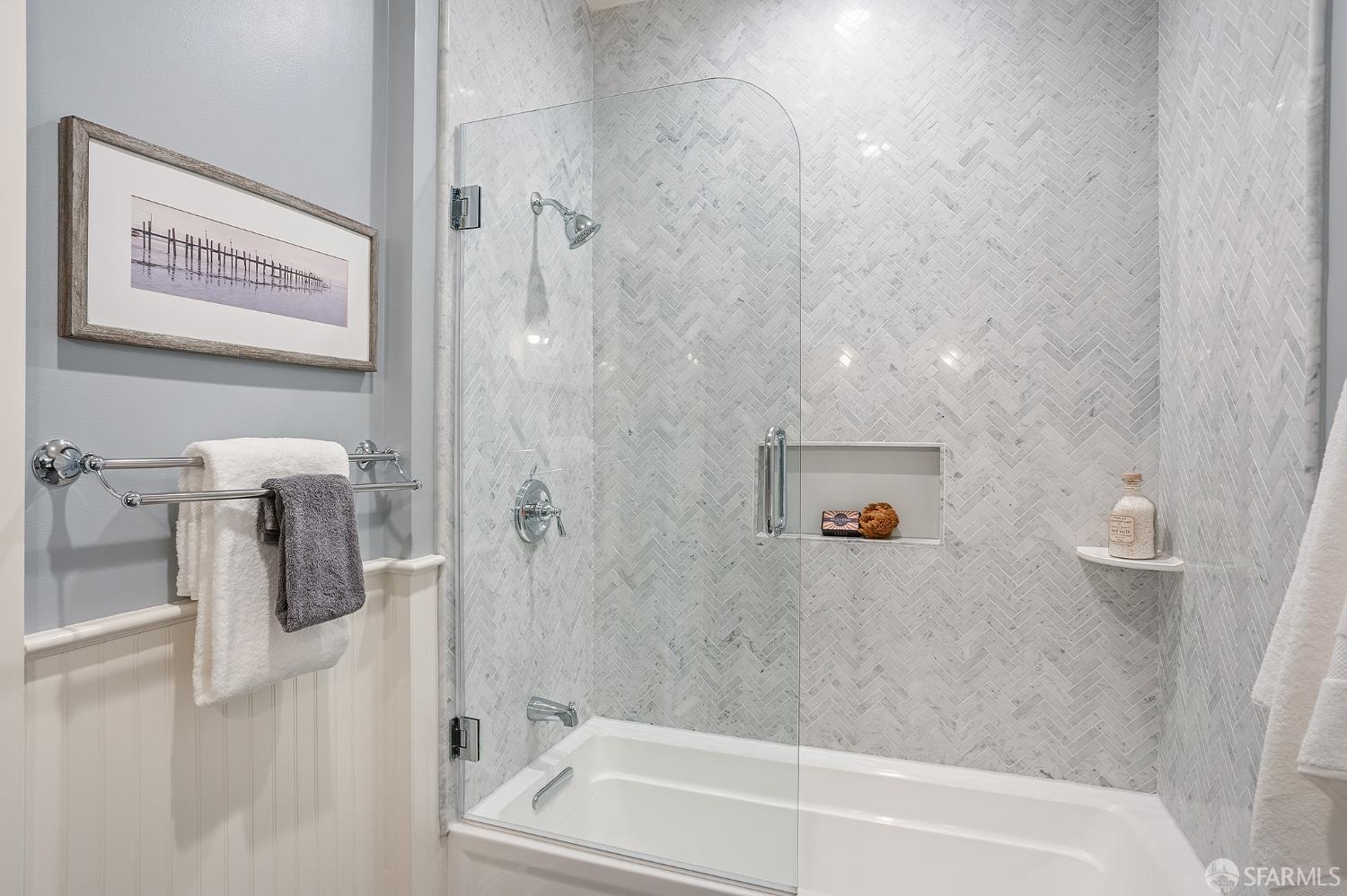 Photo #10: 426110054 Listing: Photo #10