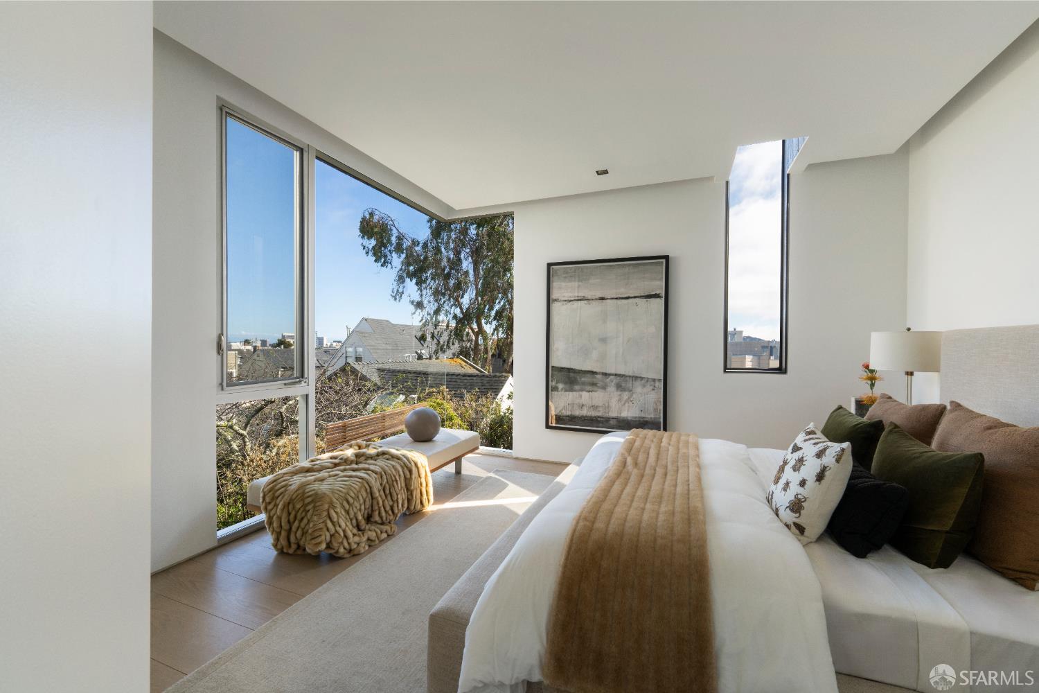 Detail Gallery Image 9 of 16 For 3043 Clay St #1,  San Francisco,  CA 94115 - 3 Beds | 3 Baths