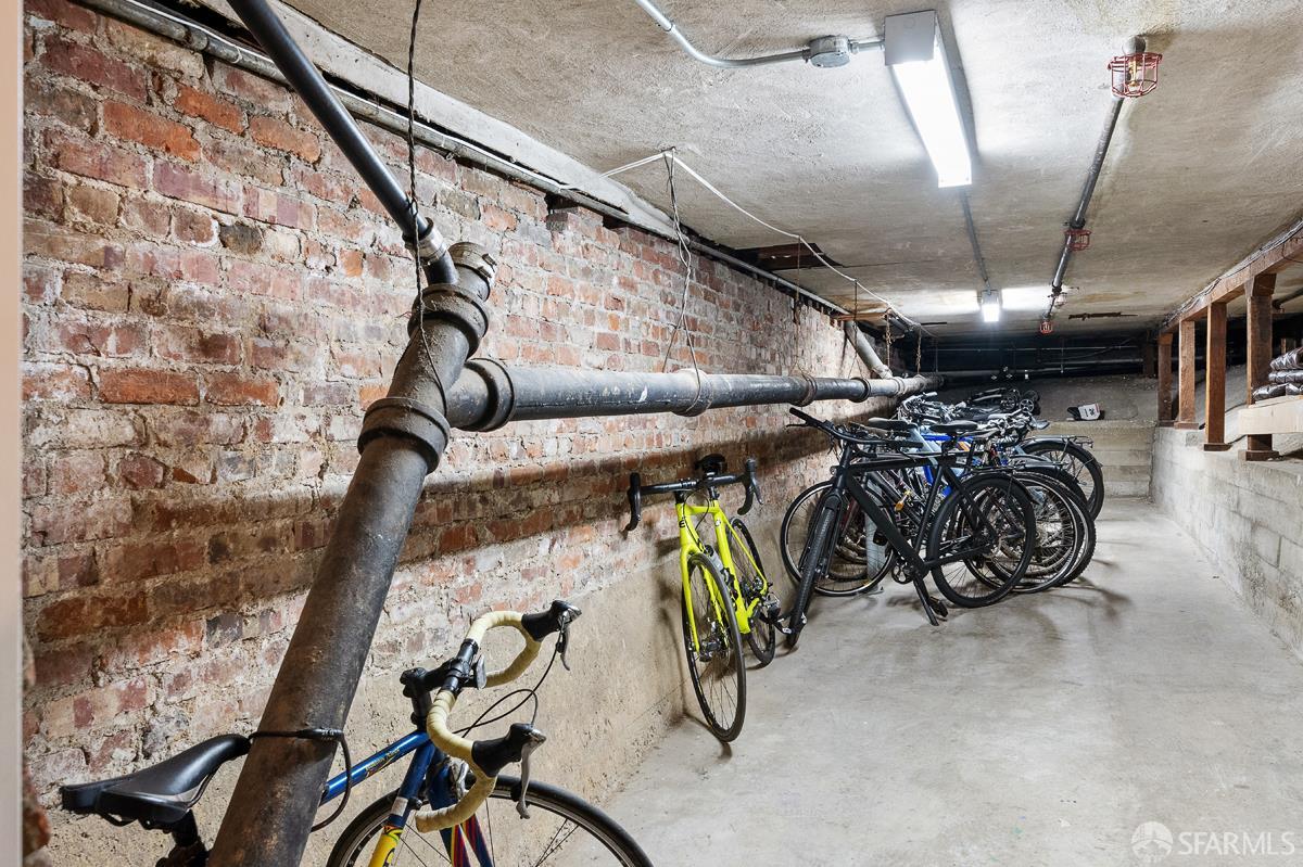 Detail Gallery Image 42 of 45 For 2299 Sacramento St #16,  San Francisco,  CA 94115 - 2 Beds | 1 Baths