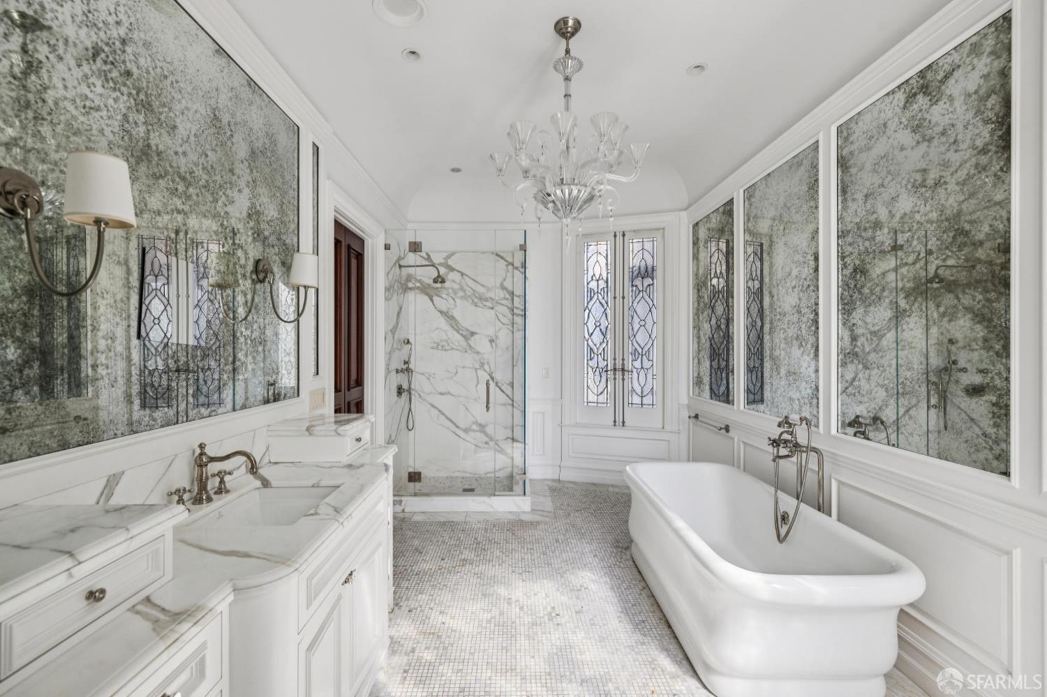 Detail Gallery Image 42 of 98 For 2336 Broadway St, San Francisco,  CA 94115 - 6 Beds | 6/1 Baths