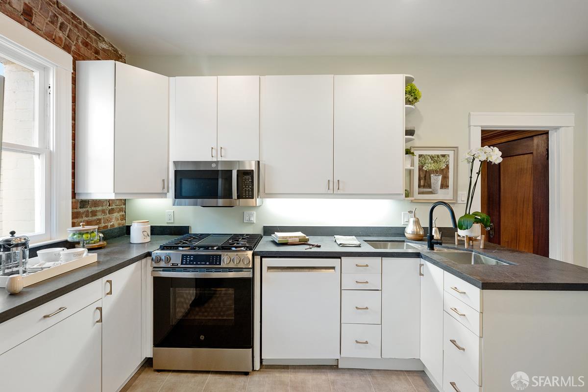 Detail Gallery Image 27 of 45 For 2299 Sacramento St #16,  San Francisco,  CA 94115 - 2 Beds | 1 Baths