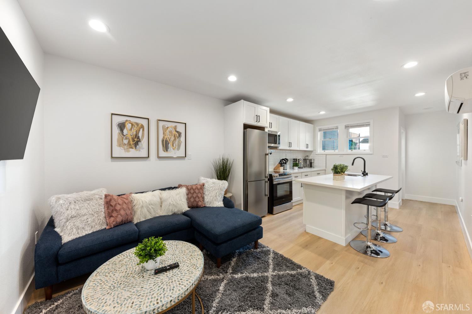 Detail Gallery Image 42 of 47 For 308 Crescent Ave, San Francisco,  CA 94110 - 5 Beds | 3 Baths