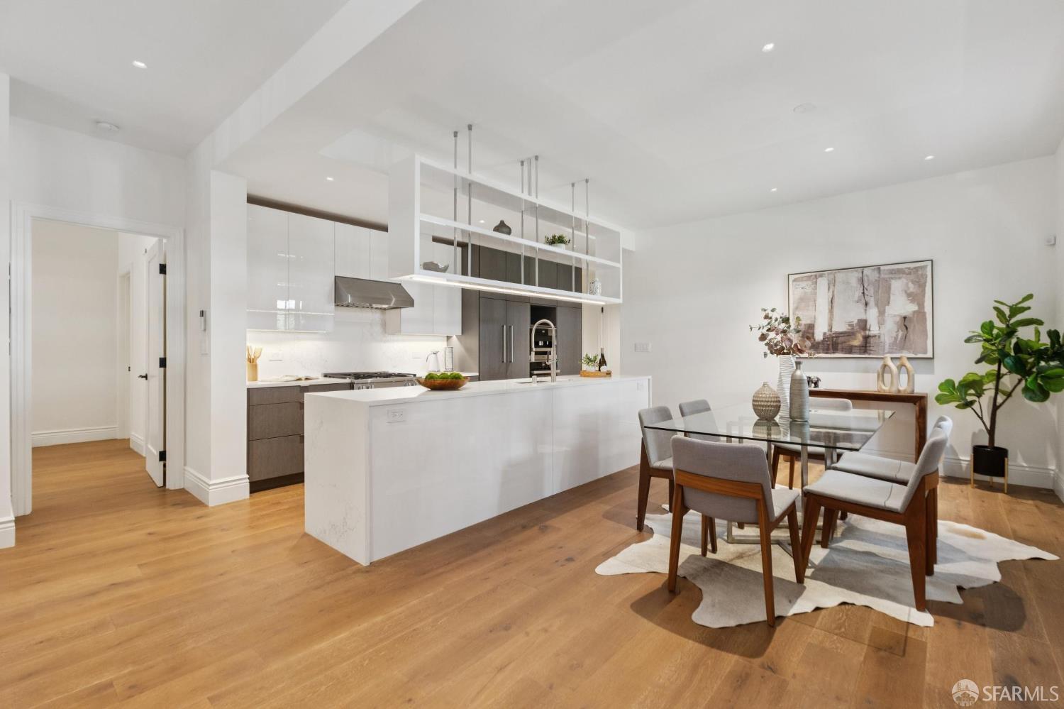 Detail Gallery Image 15 of 42 For 1830 Jackson St #I,  San Francisco,  CA 94109 - 2 Beds | 2 Baths