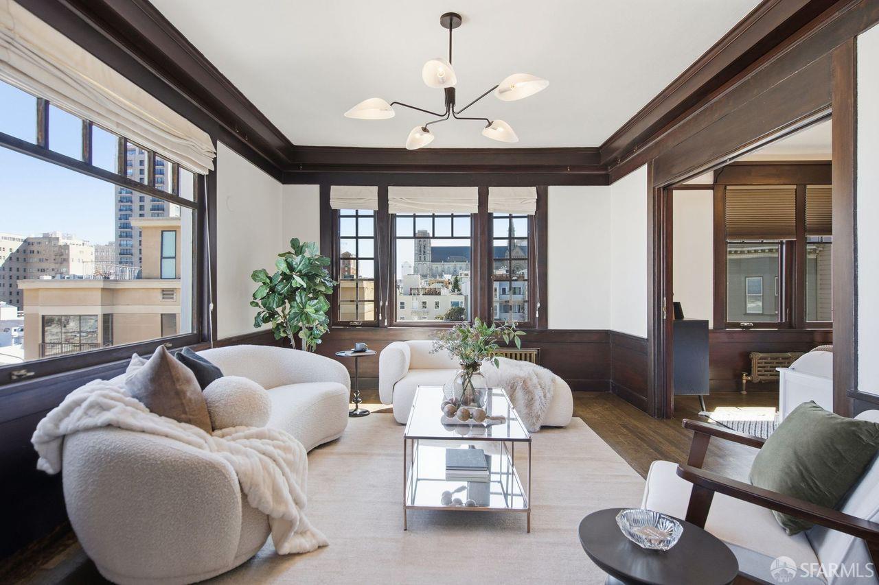 Photo #3: 426108849 Listing: Photo #3