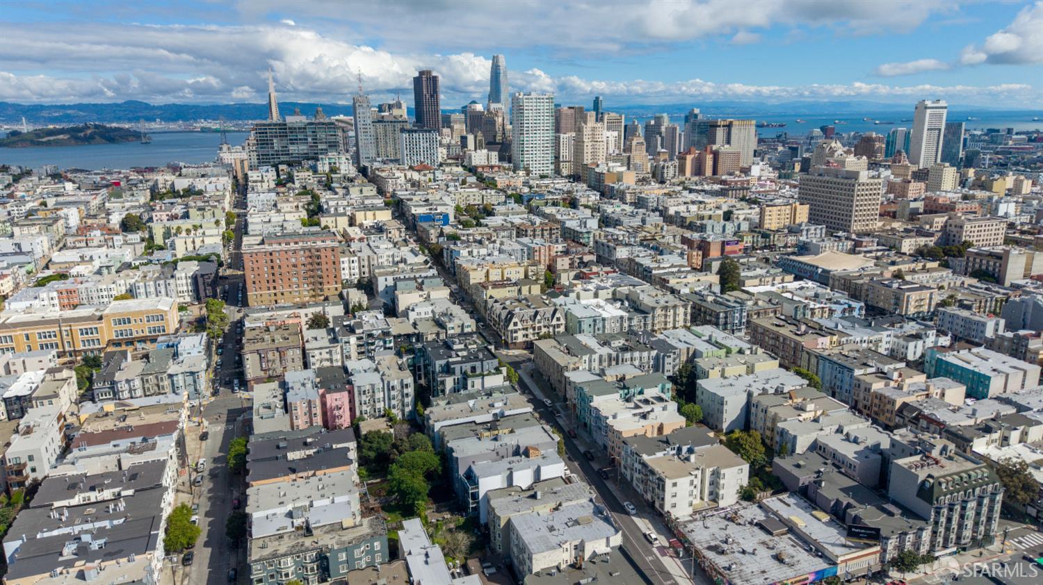 Detail Gallery Image 14 of 16 For 1650 Clay St, San Francisco,  CA 94109 - – Beds | – Baths