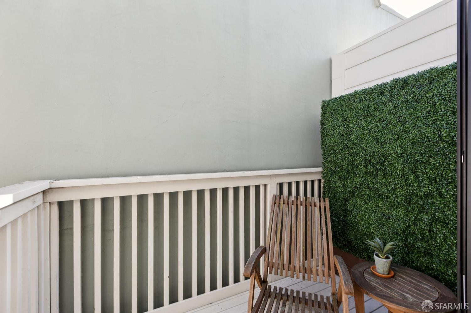 Detail Gallery Image 33 of 57 For 2217 Pacific Ave #4,  San Francisco,  CA 94115 - 2 Beds | 1 Baths