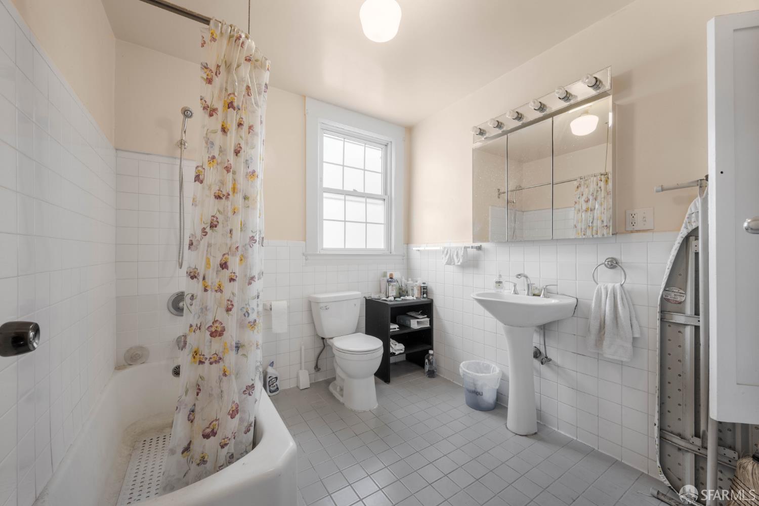 Detail Gallery Image 28 of 45 For 286 25th Ave, San Francisco,  CA 94121 - 4 Beds | 3/1 Baths