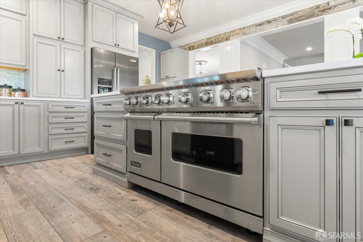 Detail Gallery Image 22 of 95 For 648 Vine Hill Way, Martinez,  CA 94553 - 4 Beds | 4/1 Baths