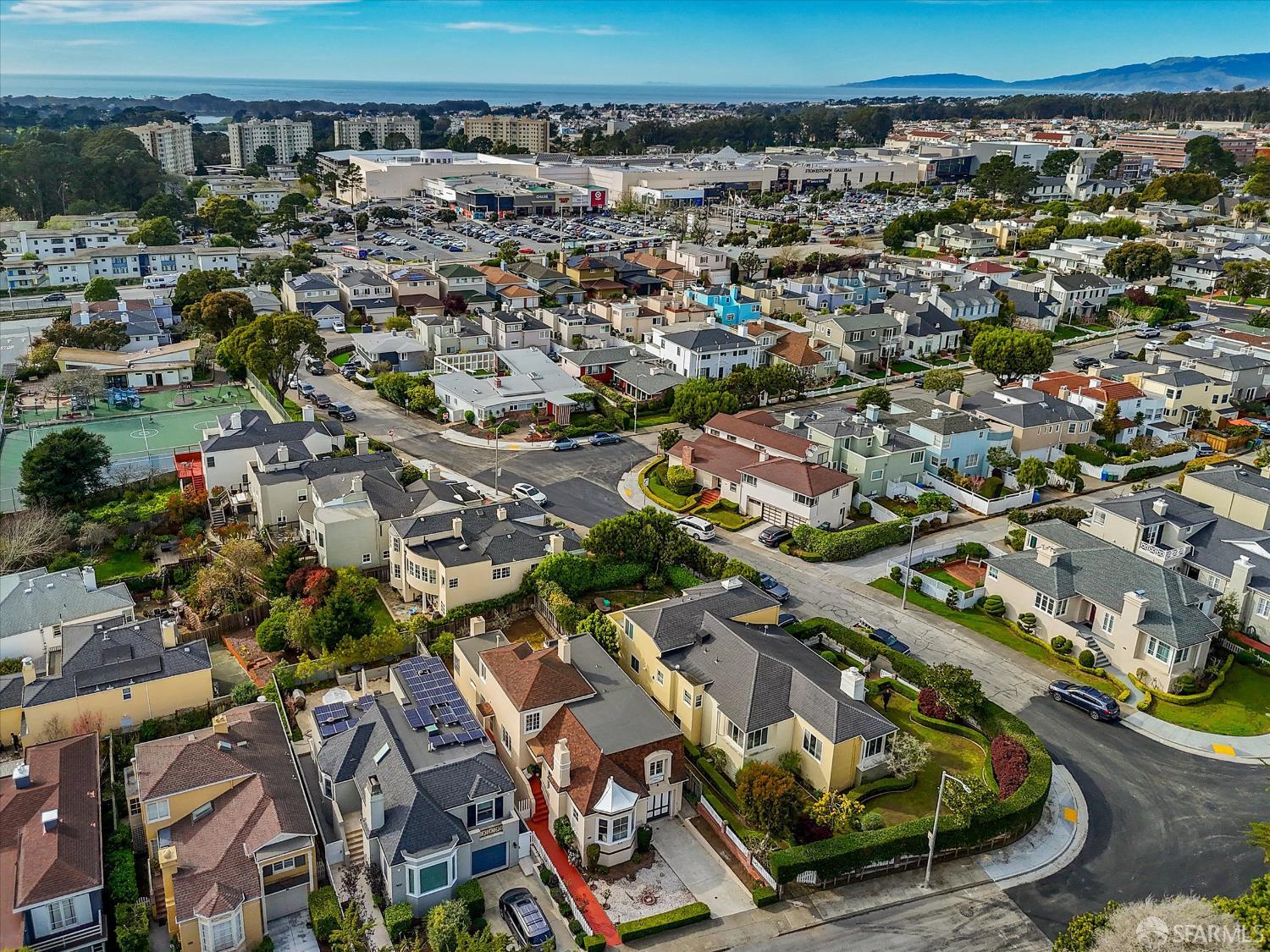 Detail Gallery Image 60 of 68 For 744 Junipero Serra Blvd, San Francisco,  CA 94127 - 4 Beds | 3 Baths