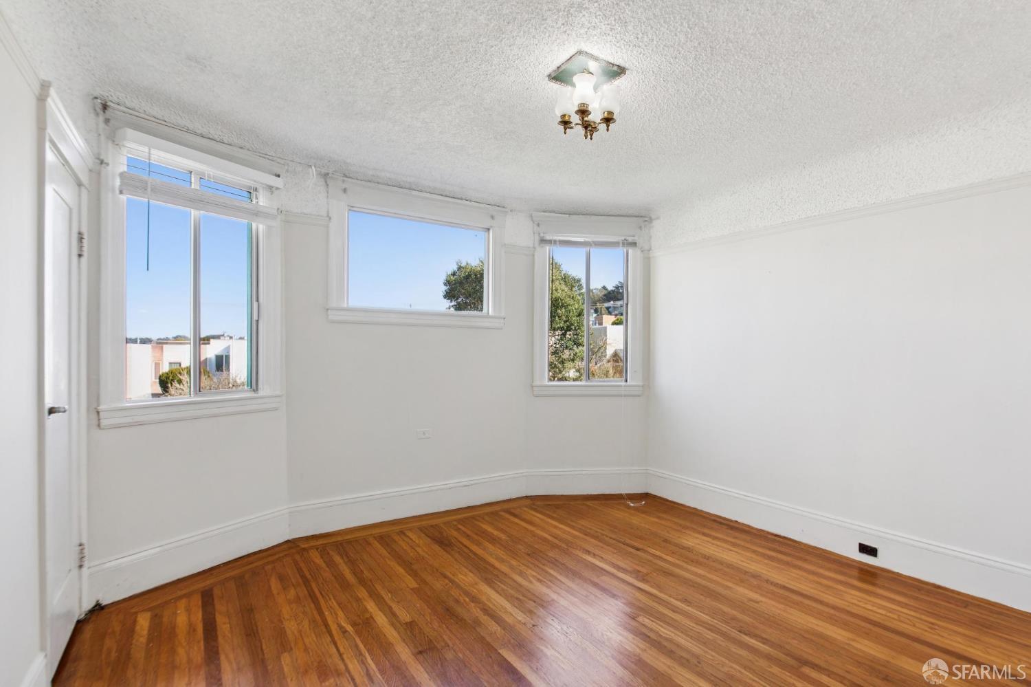 Detail Gallery Image 19 of 35 For 463 Templeton Ave, Daly City,  CA 94014 - 2 Beds | 1 Baths