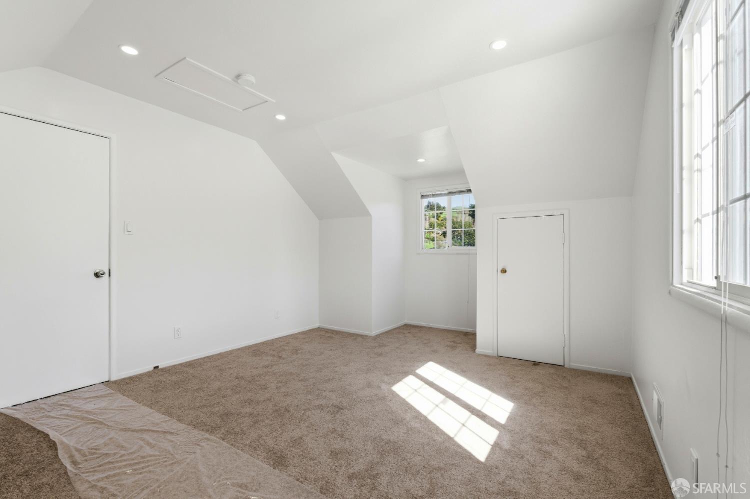 Detail Gallery Image 19 of 26 For 5880 Olinda Rd, El Sobrante,  CA 94803 - 4 Beds | 2 Baths