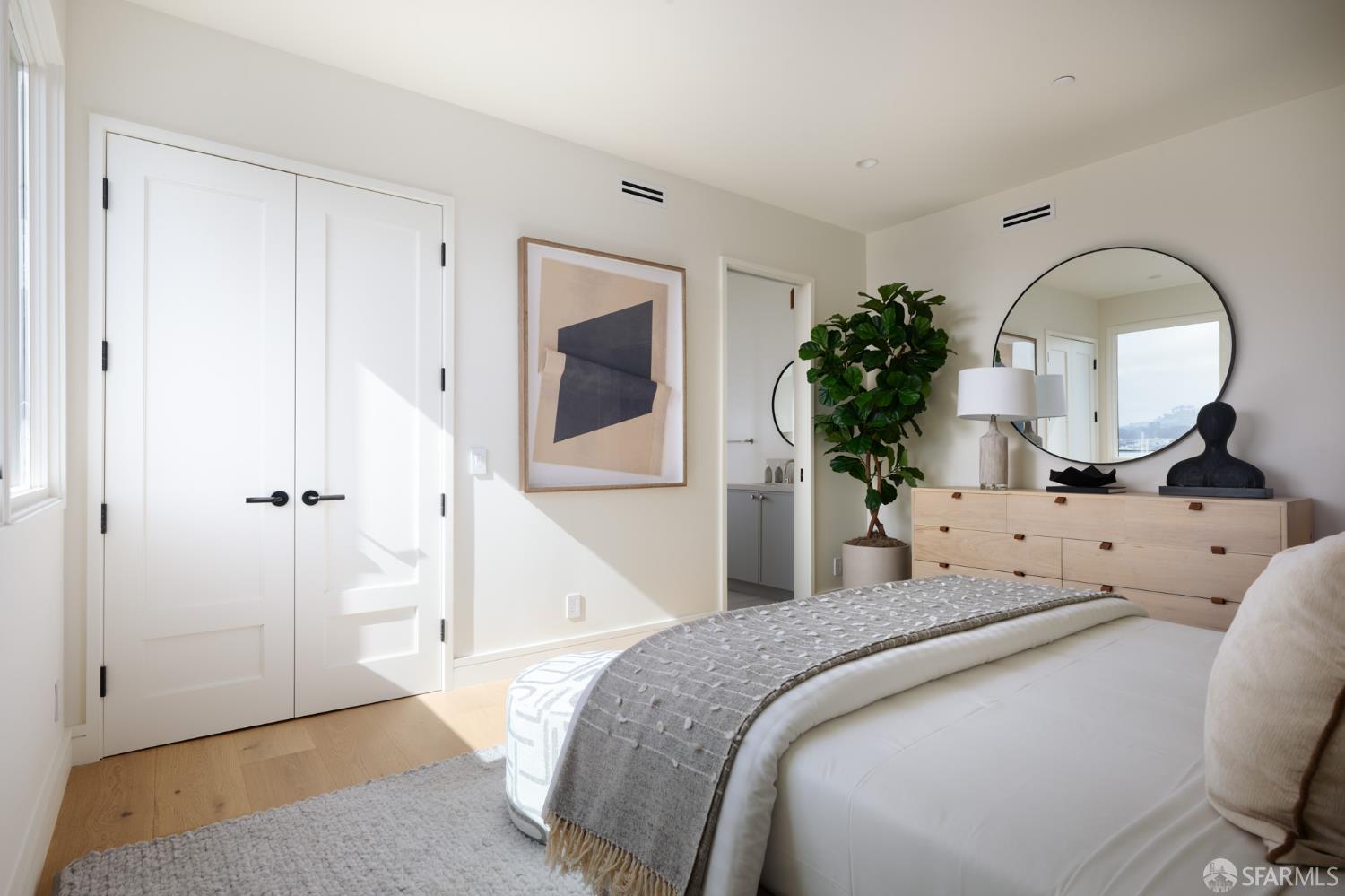 Detail Gallery Image 25 of 37 For 10 5th Ave, San Francisco,  CA 94118 - 7 Beds | 4/2 Baths