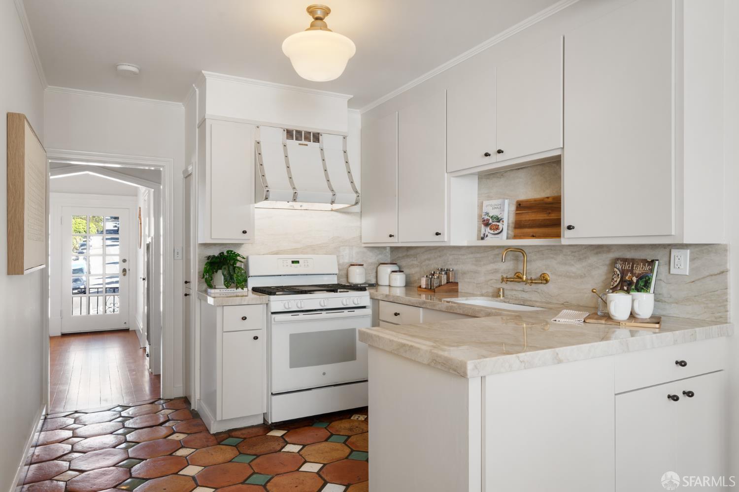 Detail Gallery Image 20 of 44 For 728 Castro St, San Francisco,  CA 94114 - 2 Beds | 2 Baths