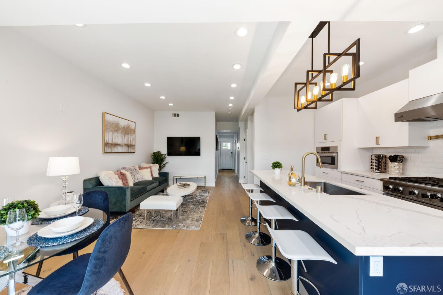 Detail Gallery Image 11 of 47 For 308 Crescent Ave, San Francisco,  CA 94110 - 5 Beds | 3 Baths