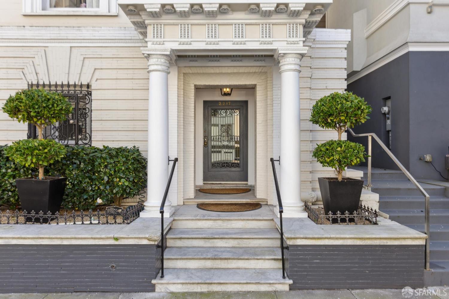 Detail Gallery Image 4 of 57 For 2217 Pacific Ave #4,  San Francisco,  CA 94115 - 2 Beds | 1 Baths