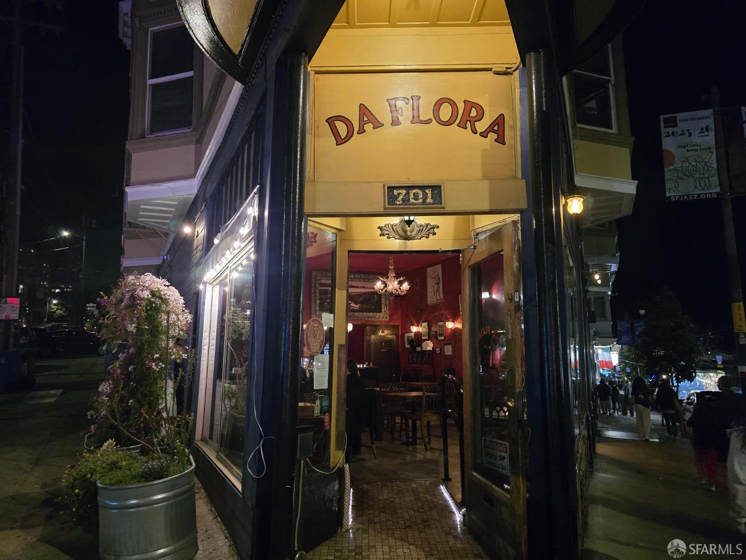 Detail Gallery Image 32 of 49 For 165 Valparaiso St, San Francisco,  CA 94133 - 4 Beds | 3 Baths