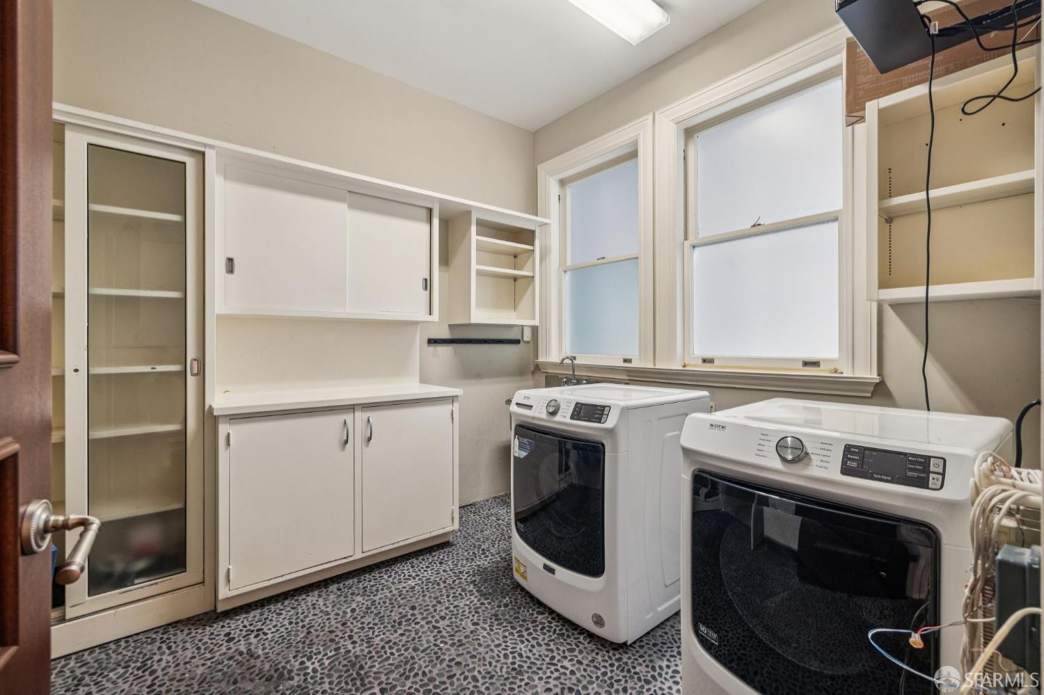 Detail Gallery Image 87 of 98 For 2336 Broadway St, San Francisco,  CA 94115 - 6 Beds | 6/1 Baths