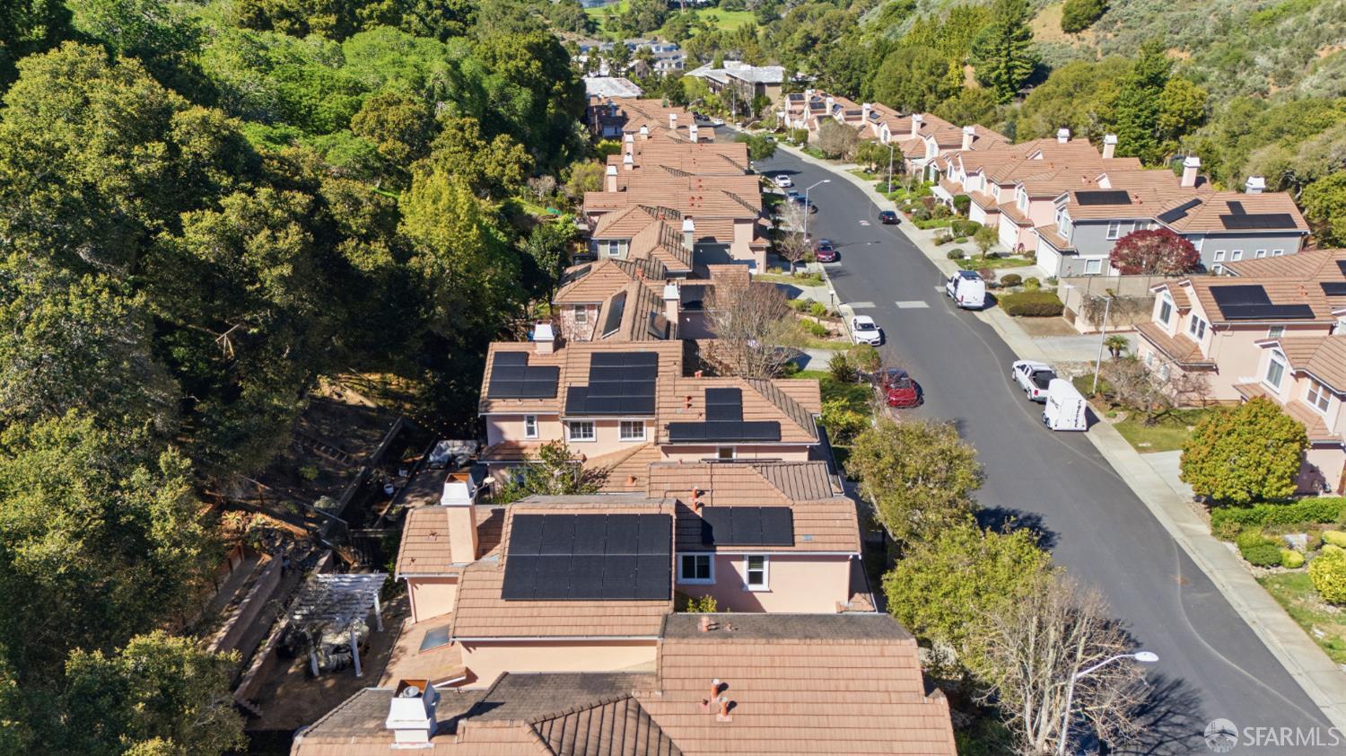 Detail Gallery Image 50 of 62 For 2624 Carlmont Dr, Belmont,  CA 94002 - 3 Beds | 2/1 Baths