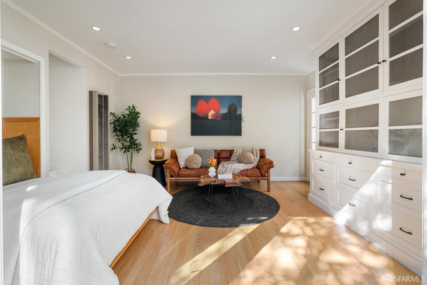 Detail Gallery Image 31 of 44 For 728 Castro St, San Francisco,  CA 94114 - 2 Beds | 2 Baths