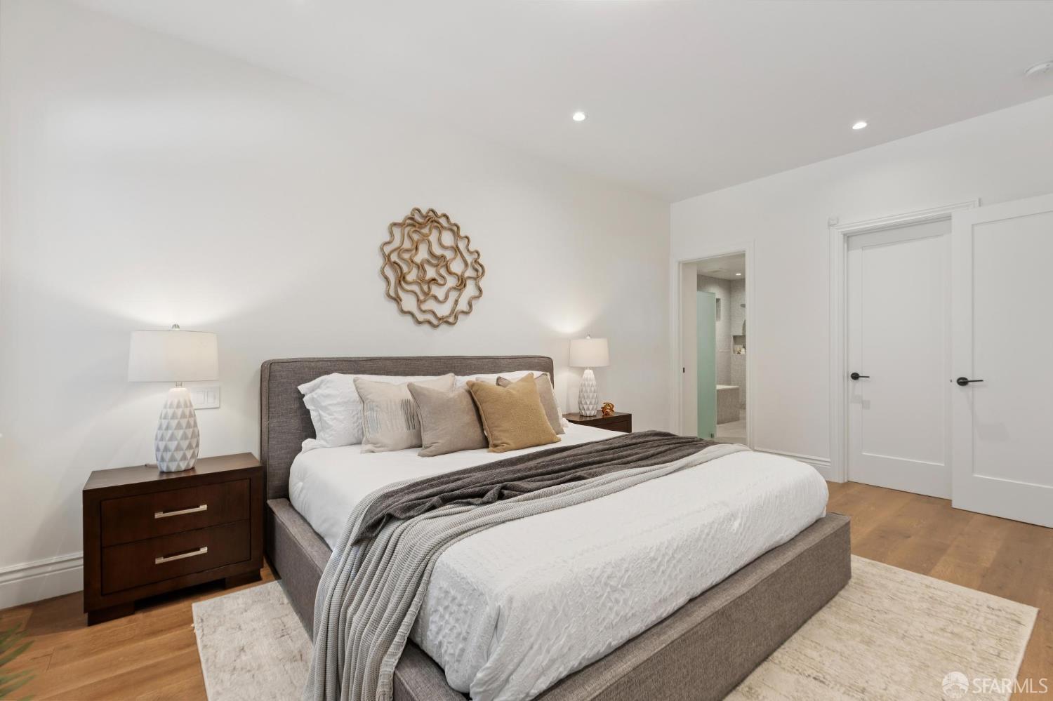 Detail Gallery Image 23 of 42 For 1830 Jackson St #I,  San Francisco,  CA 94109 - 2 Beds | 2 Baths