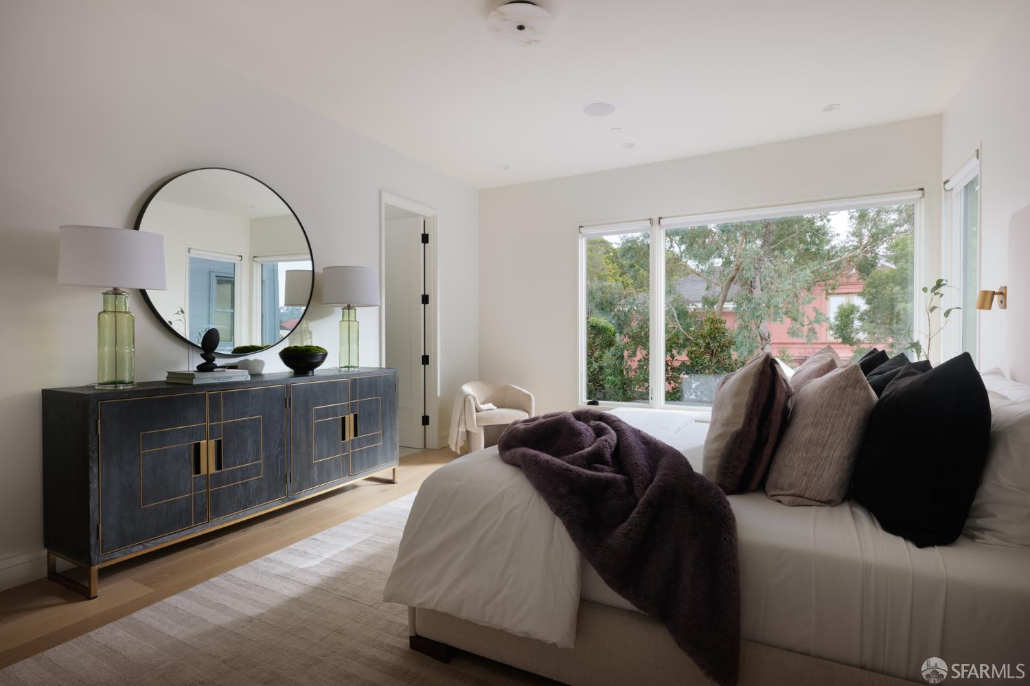 Detail Gallery Image 11 of 37 For 10 5th Ave, San Francisco,  CA 94118 - 7 Beds | 4/2 Baths