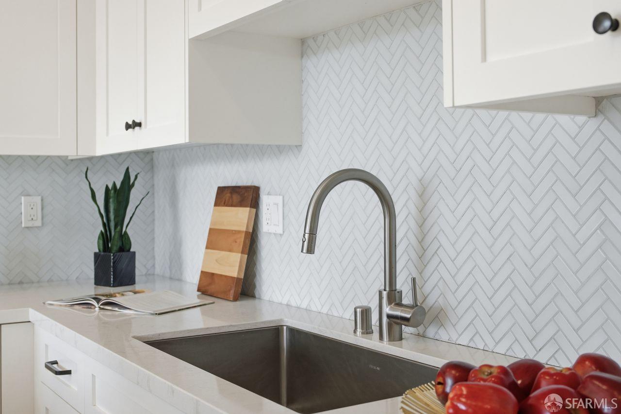 Detail Gallery Image 20 of 54 For 2060 Sutter St #502,  San Francisco,  CA 94115 - 2 Beds | 2 Baths