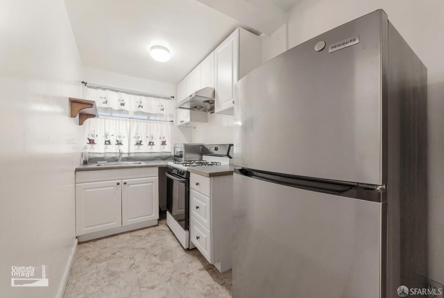 Detail Gallery Image 31 of 45 For 286 25th Ave, San Francisco,  CA 94121 - 4 Beds | 3/1 Baths