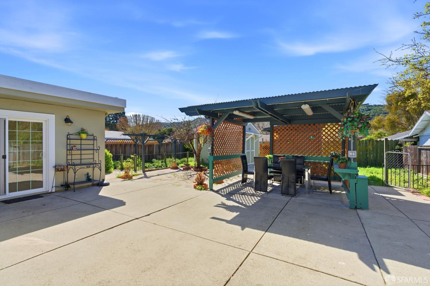 Detail Gallery Image 22 of 26 For 5880 Olinda Rd, El Sobrante,  CA 94803 - 4 Beds | 2 Baths