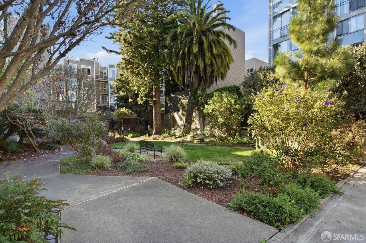 Detail Gallery Image 50 of 54 For 2060 Sutter St #502,  San Francisco,  CA 94115 - 2 Beds | 2 Baths