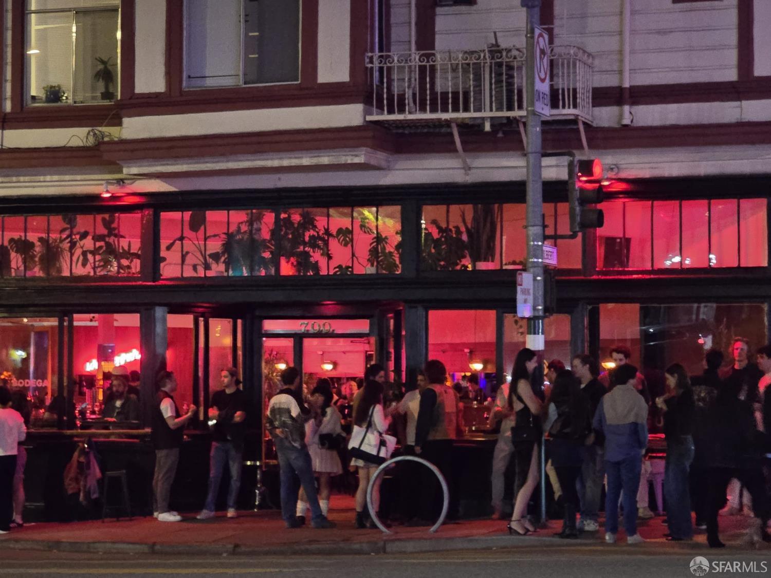 Detail Gallery Image 33 of 49 For 165 Valparaiso St, San Francisco,  CA 94133 - 4 Beds | 3 Baths