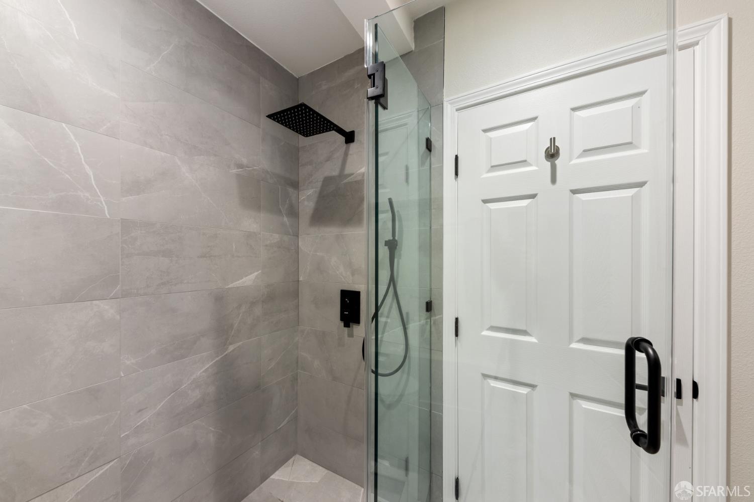 Detail Gallery Image 46 of 47 For 308 Crescent Ave, San Francisco,  CA 94110 - 5 Beds | 3 Baths