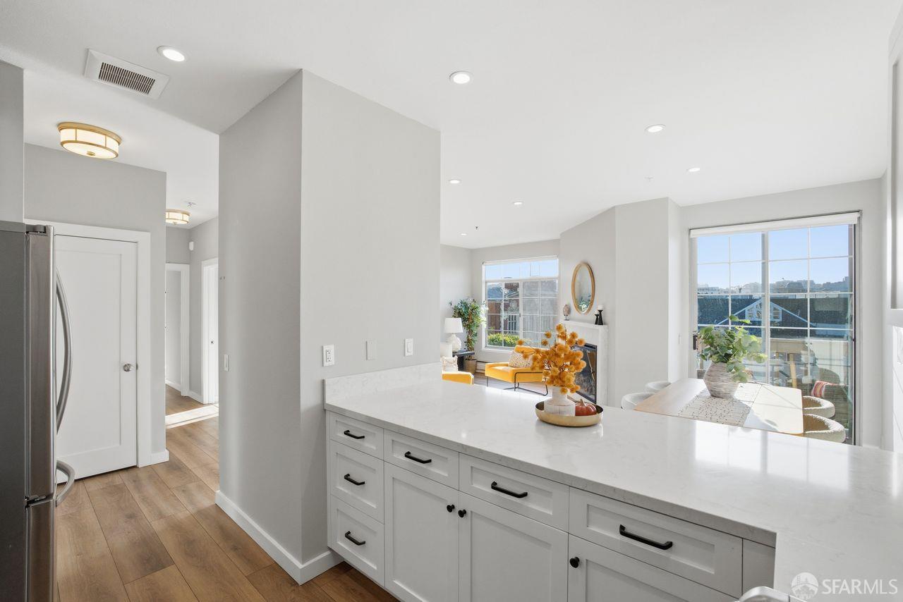 Detail Gallery Image 23 of 54 For 2060 Sutter St #502,  San Francisco,  CA 94115 - 2 Beds | 2 Baths