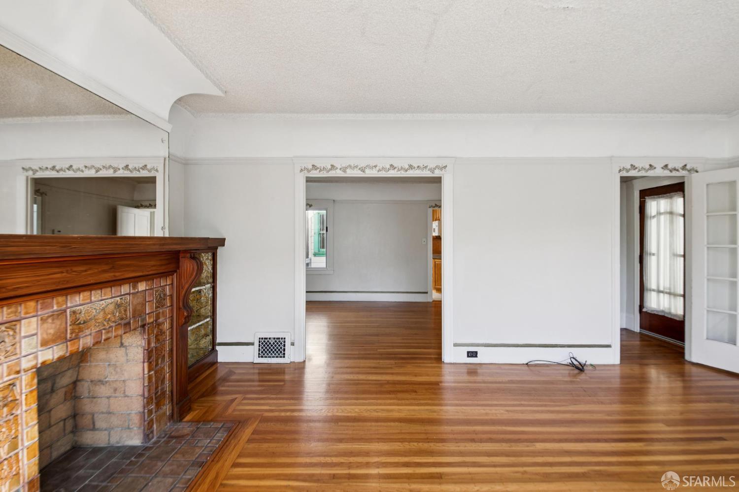 Detail Gallery Image 9 of 35 For 463 Templeton Ave, Daly City,  CA 94014 - 2 Beds | 1 Baths