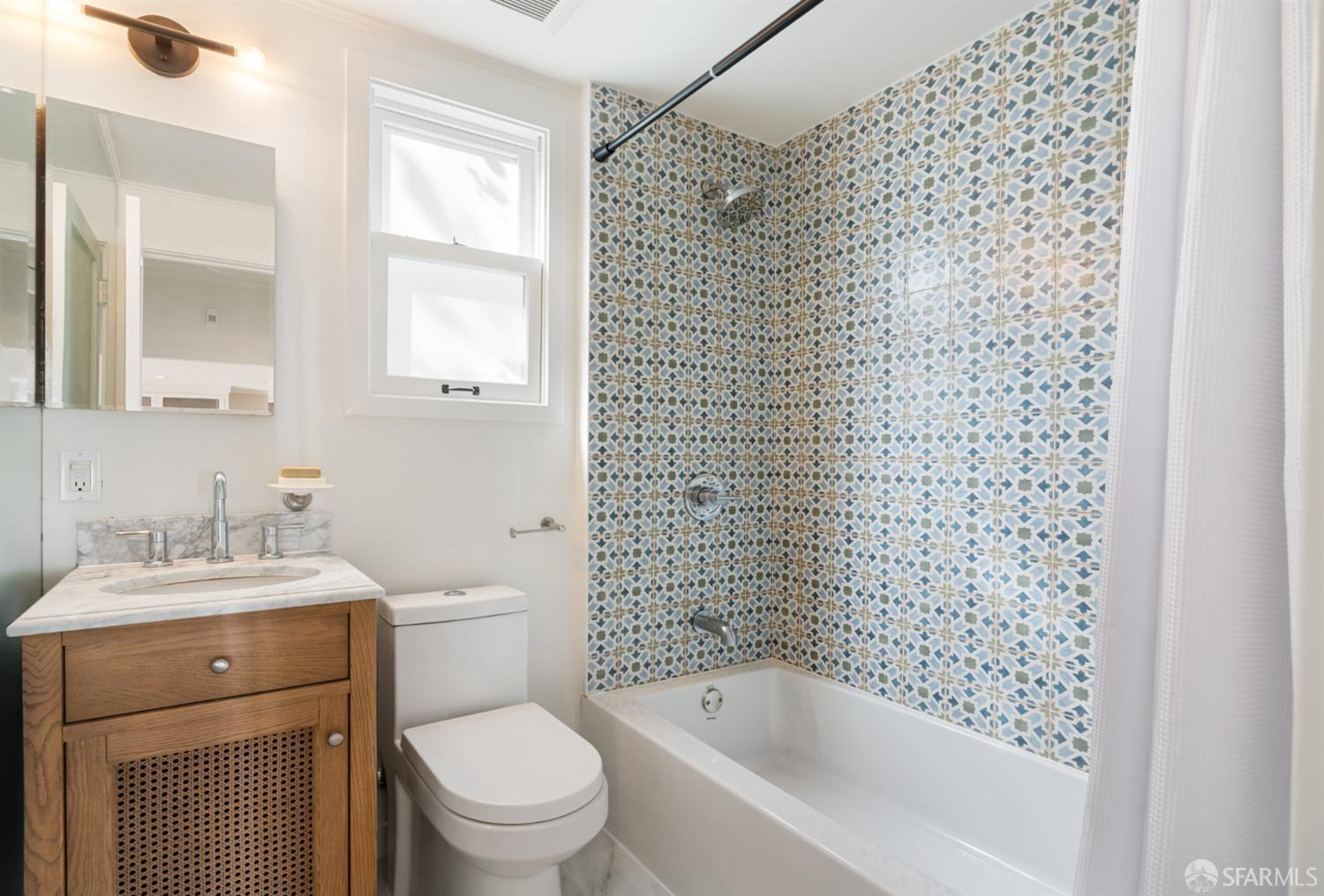 Detail Gallery Image 34 of 44 For 728 Castro St, San Francisco,  CA 94114 - 2 Beds | 2 Baths