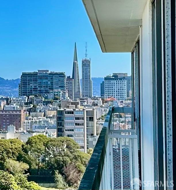 Detail Gallery Image 3 of 4 For 2200 Sacramento St #1104,  San Francisco,  CA 94115 - 1 Beds | 1 Baths