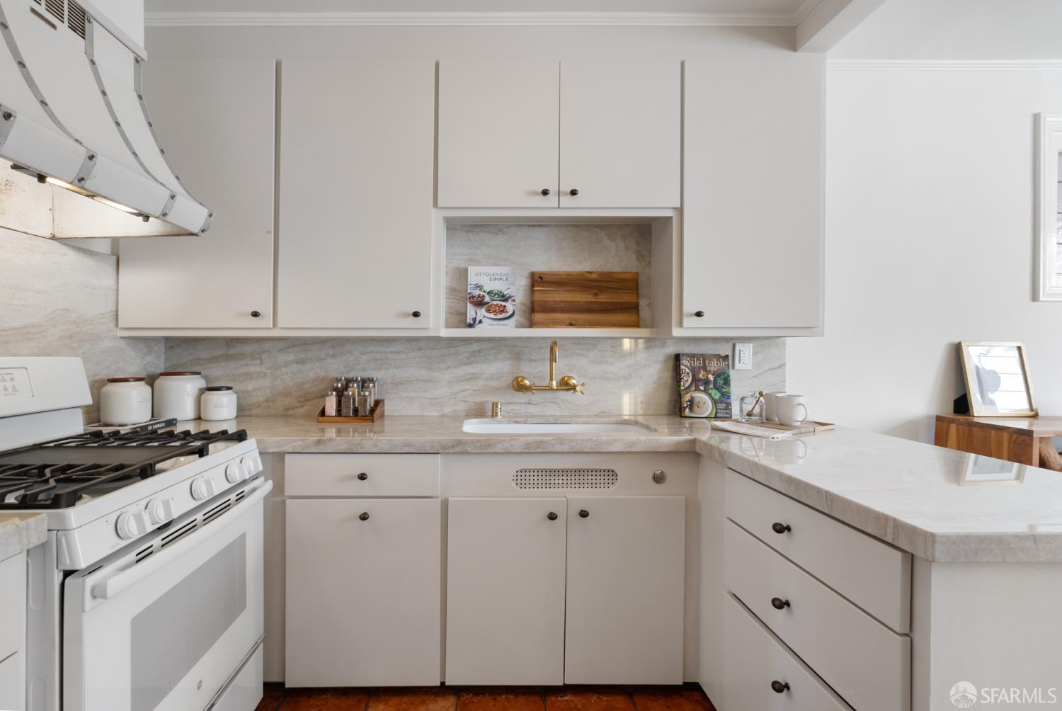 Detail Gallery Image 21 of 44 For 728 Castro St, San Francisco,  CA 94114 - 2 Beds | 2 Baths