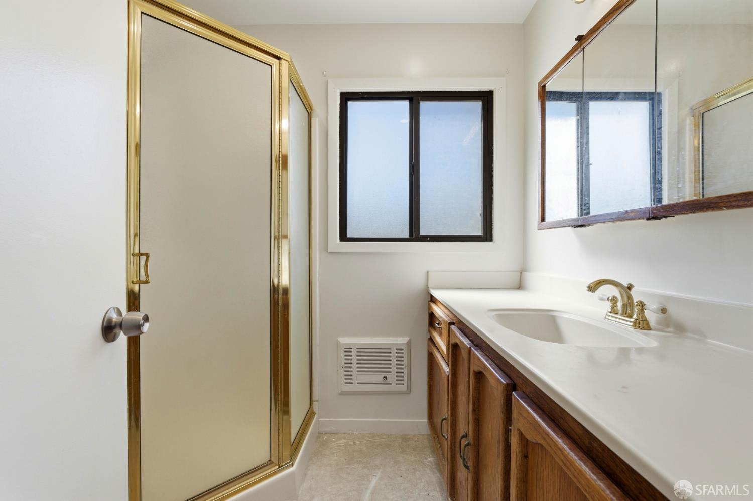 Detail Gallery Image 17 of 26 For 5880 Olinda Rd, El Sobrante,  CA 94803 - 4 Beds | 2 Baths