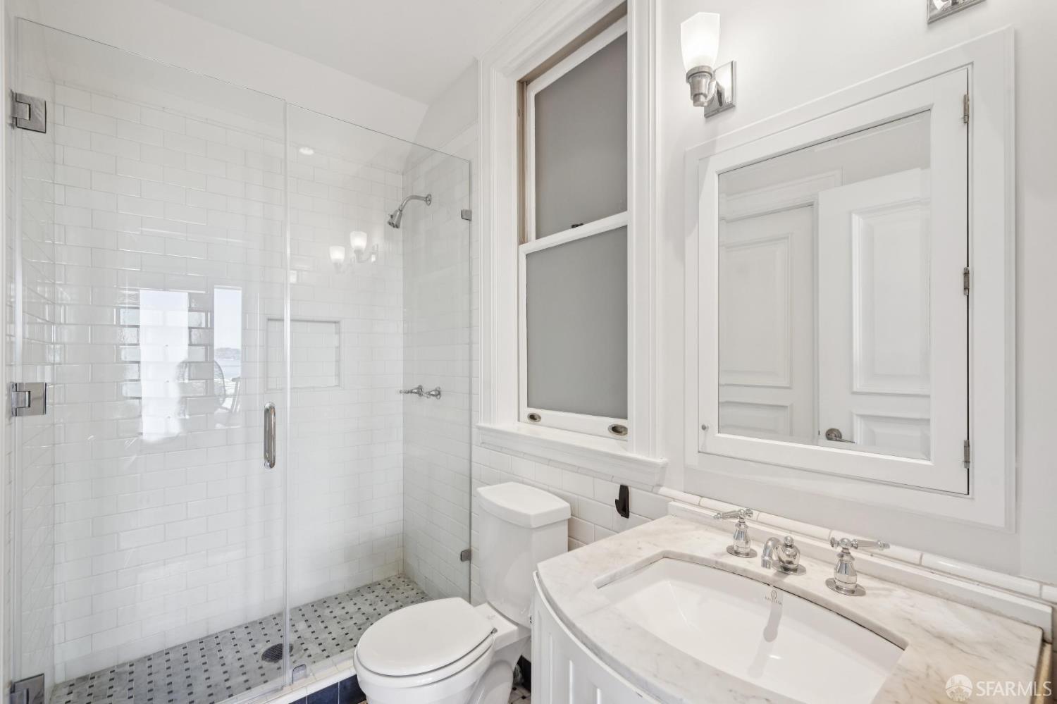 Detail Gallery Image 92 of 98 For 2336 Broadway St, San Francisco,  CA 94115 - 6 Beds | 6/1 Baths