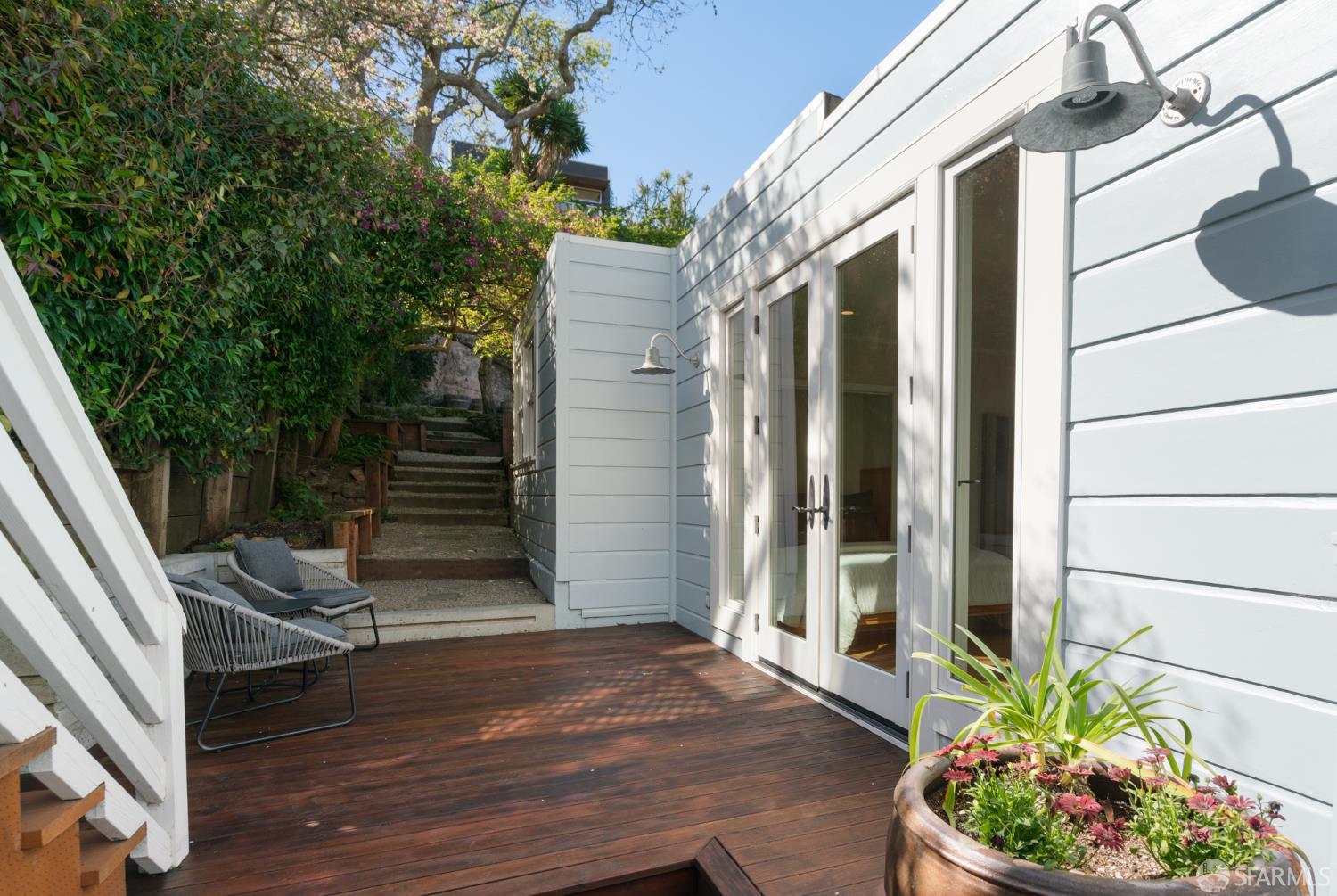 Detail Gallery Image 24 of 44 For 728 Castro St, San Francisco,  CA 94114 - 2 Beds | 2 Baths