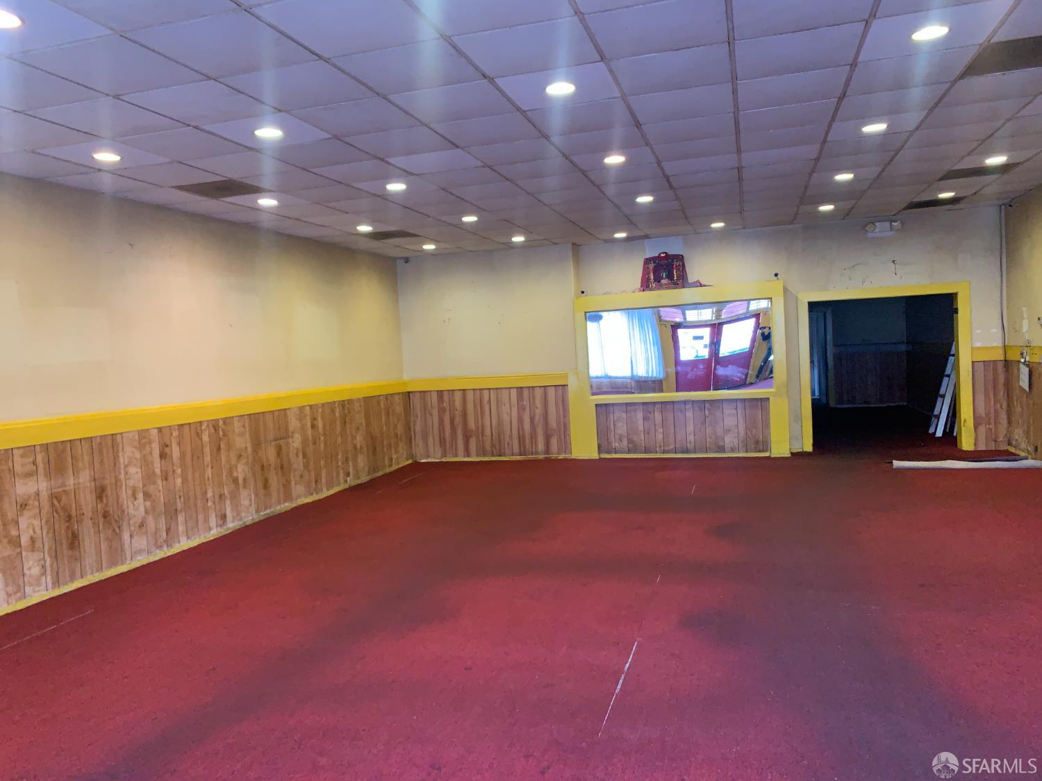 Detail Gallery Image 2 of 10 For 917 Taraval St, San Francisco,  CA 94116 - – Beds | – Baths