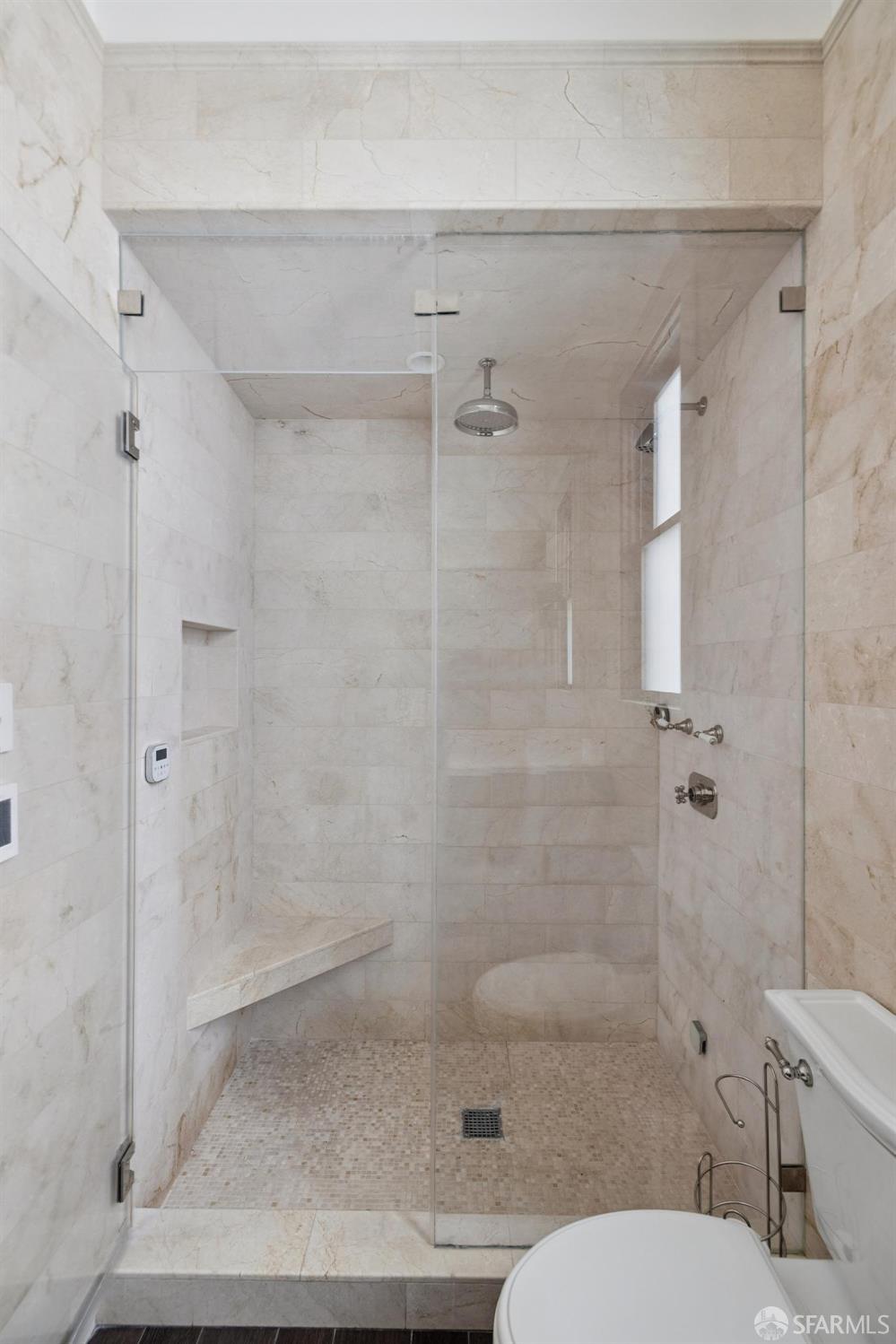 Detail Gallery Image 41 of 98 For 2336 Broadway St, San Francisco,  CA 94115 - 6 Beds | 6/1 Baths