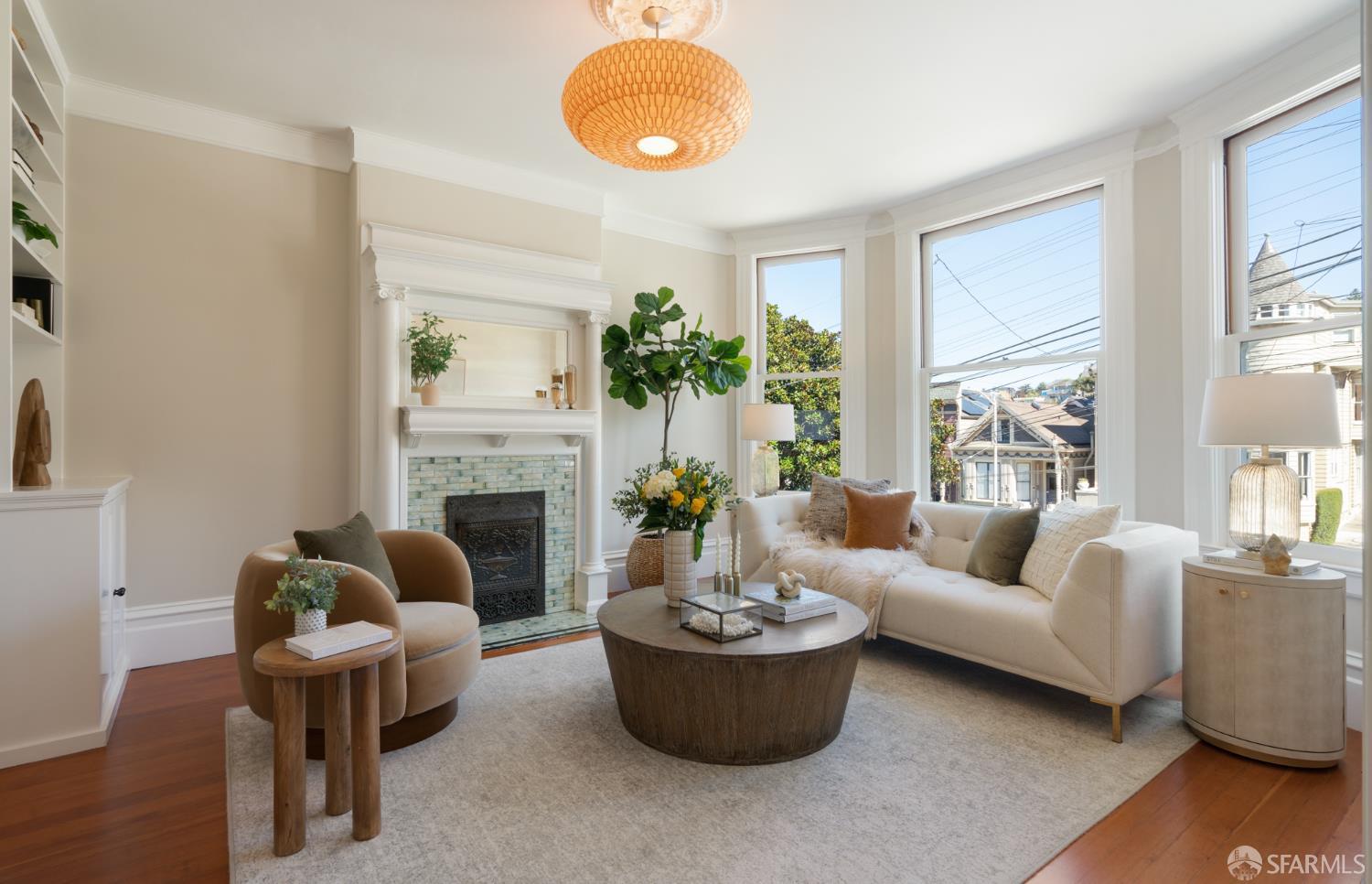 Detail Gallery Image 5 of 44 For 728 Castro St, San Francisco,  CA 94114 - 2 Beds | 2 Baths